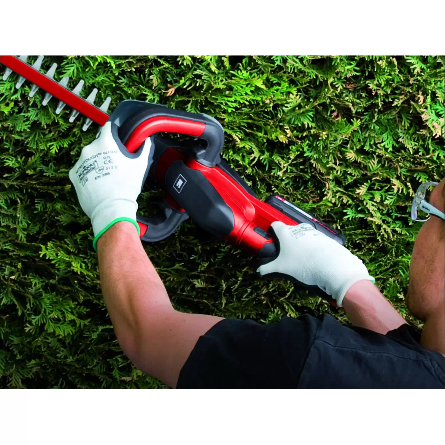 Einhell 3410709 18V 20" Corldess hedge Trimmer Kit, GE-CH 1846 Li-Kit (1) 2AH
